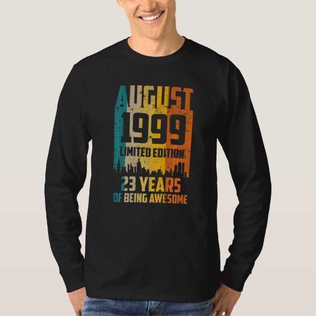 23rd Birthday 23 Years Awesome Since August 1999 V T-Shirt (Vorderseite)