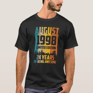 24. Geburtstag 24 Jahre Phantastisch Seit August 1 T-Shirt