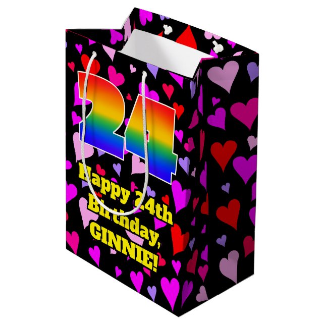 24. Geburtstag: Loving Hearts Pattern, Regenbogen  Mittlere Geschenktüte (Rückseite Schrägansicht)