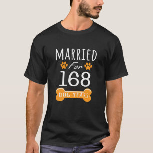 24. Jubiläum Funny Verheiratet für 168 Hunde Jahre T-Shirt