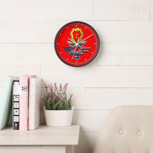 25. Infanterieabteilung Uhr (Lesesaal)