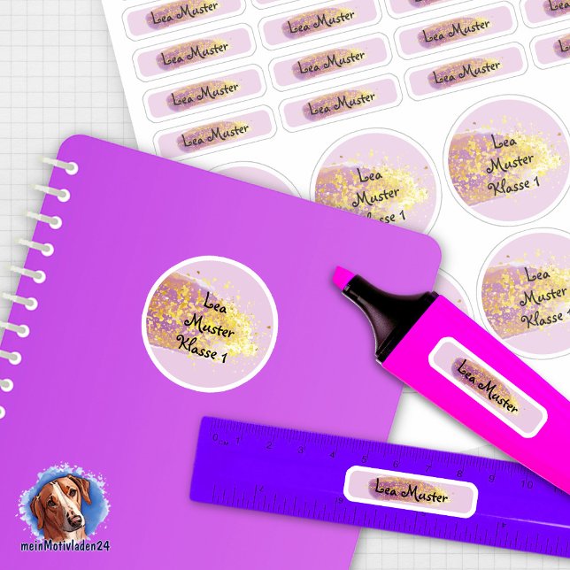 26 autocollants de nom coup de pinceau lilas - Pai (26 schmale und runde Namensaufkleber im Set, für Schulmaterialien - Aquarell lila mit Goldglitter)