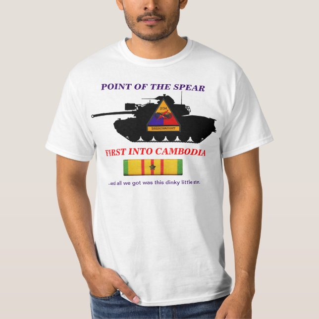 2/34th Rüstung zuerst in Kambodscha-Shirt T-Shirt (Vorderseite)