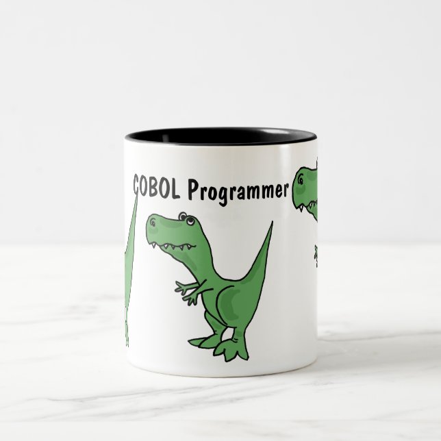 2 Couleurs AQ- tasse de dinosaure de programmeur de COBOL (Centre)