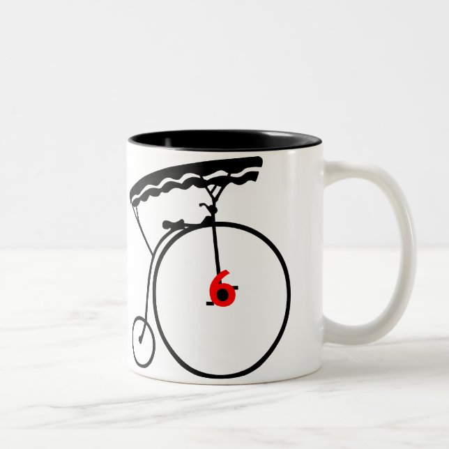 2 Couleurs La tasse du numéro six de prisonnier (Droit)