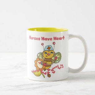 2 Couleurs Les infirmières ont la tasse de coeur