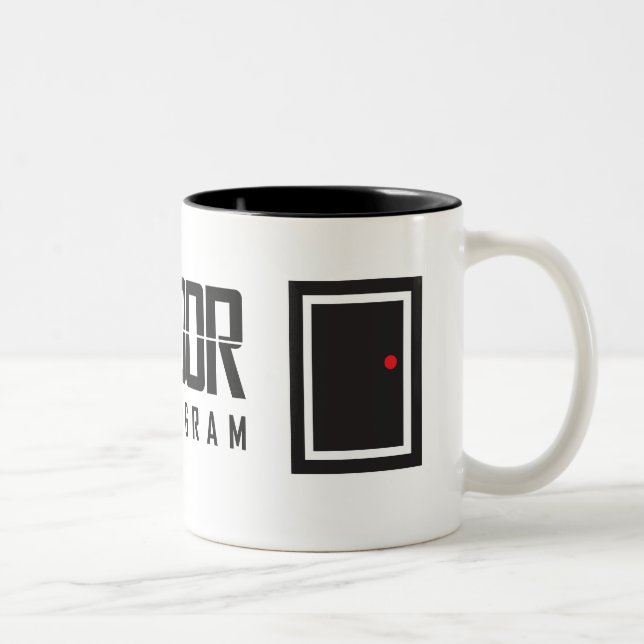 2 Couleurs Tasse de programme de formation de Blackdoor (Droit)