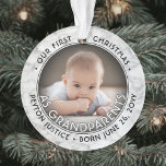 2 Foto 1. Weihnachten als Großeltern Imitate Marmo Ornament<br><div class="desc">Feiern Sie das wertvolle Geschenk Ihres neuesten Familienmitglieds mit einem maßgeschneiderten 2-Foto "Unser erstes Weihnachtsfest als Großeltern" Imitate Marmor rund um Acrylschmuck. Ein geschlechtsneutrales Design ist für einen neuen kleinen Jungen oder ein kleines Enkelkind geeignet. Bild und Text auf dieser Vorlage sind einfach zu personalisieren. (IMAGE & TEXT DESIGN TIPS:...</div>
