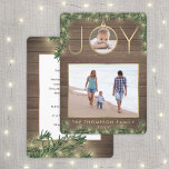 2 Foto Joy Ornament Vintag Wood & Garland Lights Feiertagskarte<br><div class="desc">Feiern Sie die Urlaubsfreuden und teilen Sie zwei Ihrer Lieblings-Fotos mit einer eleganten Weihnachtskarte. Der Text auf dieser Vorlage lässt sich leicht mit beliebigen Formulierungen personalisieren, z. B. Frohe Weihnachten, glückliche Feiertage, Frohe Festtage, Feiern zum Neujahr usw. (IMAGE PLACEMENT TIP: Eine Möglichkeit, ein Foto genau so zu zentrieren, wie man...</div>