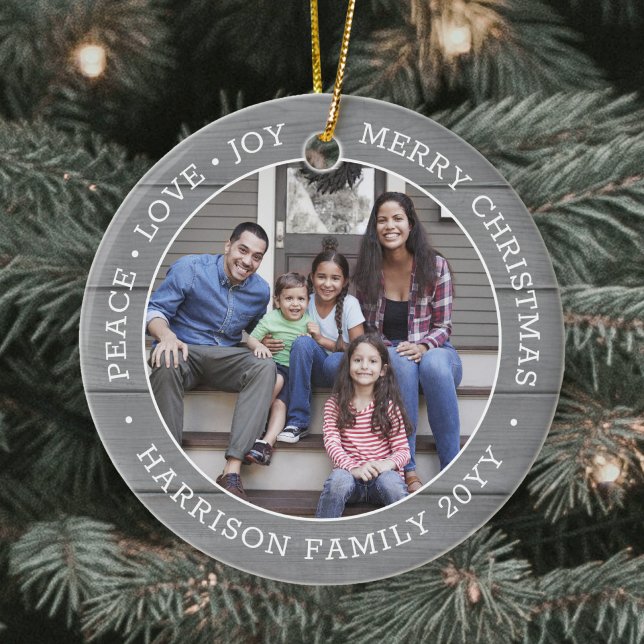 2 Foto Peace Liebe Jory Xmas Imitate Grau Wood Keramik Ornament (Von Creator hochgeladen)