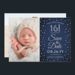 2 Foto Sweet 16 Geburtstag Chic Navy Blue Confetti Save The Date<br><div class="desc">Laden Sie Familie und Freunde zu einem bevorstehenden Sweet 16. Fest für sie oder ihn mit dieser stilvollen 2-Foto-Marineblau, grau & Imitate silber 3.5x5" Einladung. Design verfügt über zwei Bilder Ihrer Wahl, moderne Skriptkalligraphie, elegante Vintage Kunst Deko Typografie und glitzernde Imitat metallische Konfetti Punkte. Bitte beachten Sie, dass Silber gedruckt...</div>