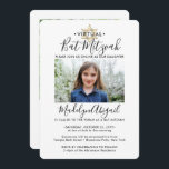 2 Foto Virtual Drive by Bat Mitzvah Moderner Zoom Einladung<br><div class="desc">Ob Freunde und Familie soziale Distanziertheit praktizieren oder einfach nur weit weg leben, online mit einer virtuellen Fledermausmitzvah Zeremonie und Drive-by-Feier verbinden. Diese stilvolle und moderne Einladung ermöglicht es, 2 Fotos zu teilen und die Gäste zu einem Online-Event über Livestreaming einzuladen. Der gesamte Text ist einfach zu personalisieren, sodass er...</div>