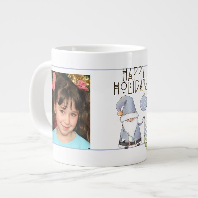 2 Fotos mit Niedlichem Santa Gnome Jumbo-Tasse (Vorderseite Links)