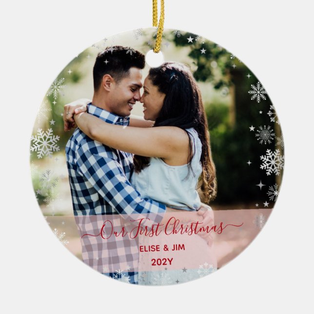 2 Fotos Unser erstes Weihnachtskuchenschnee Elegan Keramik Ornament (Vorne)