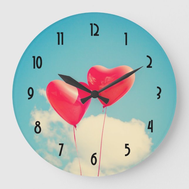 2 Helle, rote Herz gestreifte Ballons schweben nac Große Wanduhr (Vorderseite)