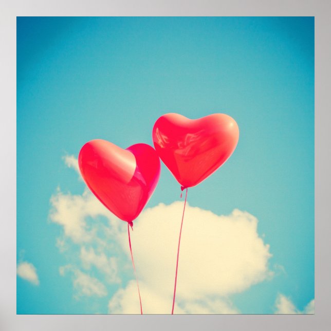 2 Helle, rote Herz gestreifte Ballons schweben nac Poster (Vorne)