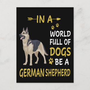 2 in einer Welt voller Hunde ein deutscher Hirte s Postkarte