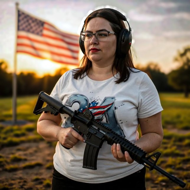 2A Women's Plus Size T-Shirt (Von Creator hochgeladen)