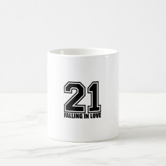 2NE1 tombant dans la tasse d'amour