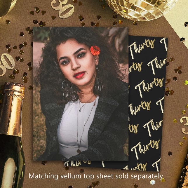 30. Geburtstag Foto schwarzer goldener Hintergrund Einladung (Von Creator hochgeladen)