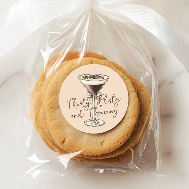 30 Koketter und florierender Cocktail 30. Geburtst Runder Aufkleber (Thirty Flirty and Thriving Cocktail 30th Birthday Classic Round Sticker)
