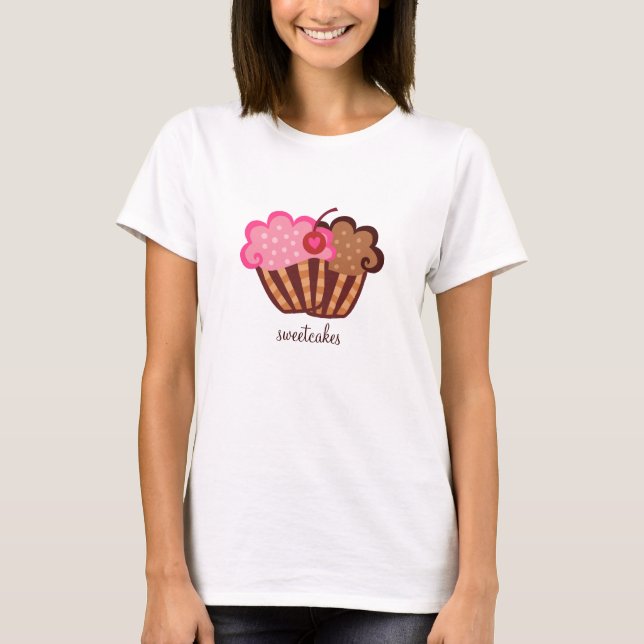 311-Sweet backt T-Shirt zusammen (Vorderseite)