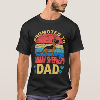 31 Zum Deutschen Schäferhund-Vater befördert Deuts T-Shirt