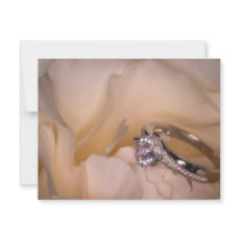 3292-Verlobung Ring on White Carnation