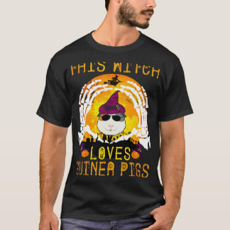 32 Diese Hexe liebt Meerschweinchen Halloween T-Shirt