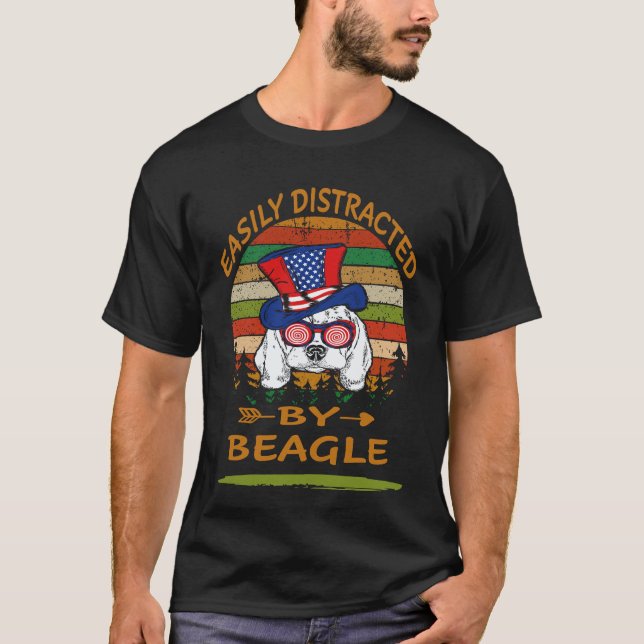 33 Leicht Ablenkbar Durch Beagle T-Shirt (Vorderseite)