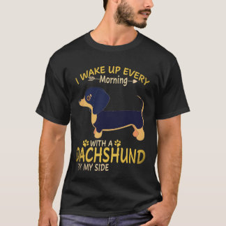 34 Jeden Morgen Wache Ich Mit Einem Dachshund Nebe T-Shirt