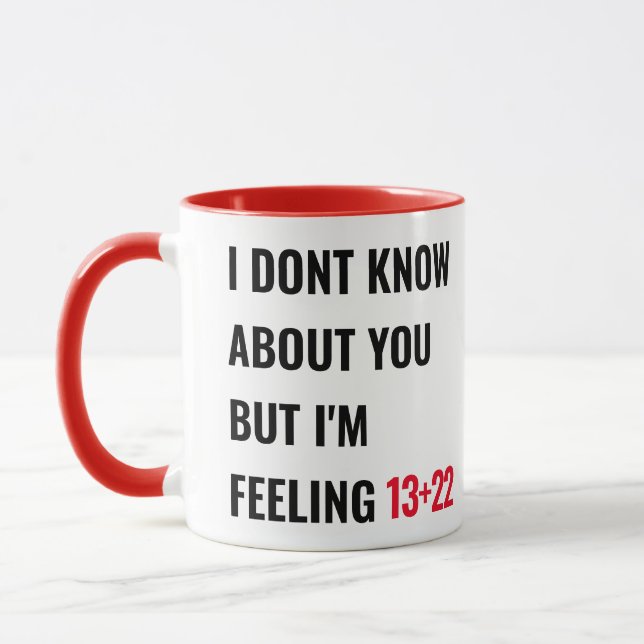 35e cadeau d'anniversaire 22 Mug rouge et blanc in (Gauche)
