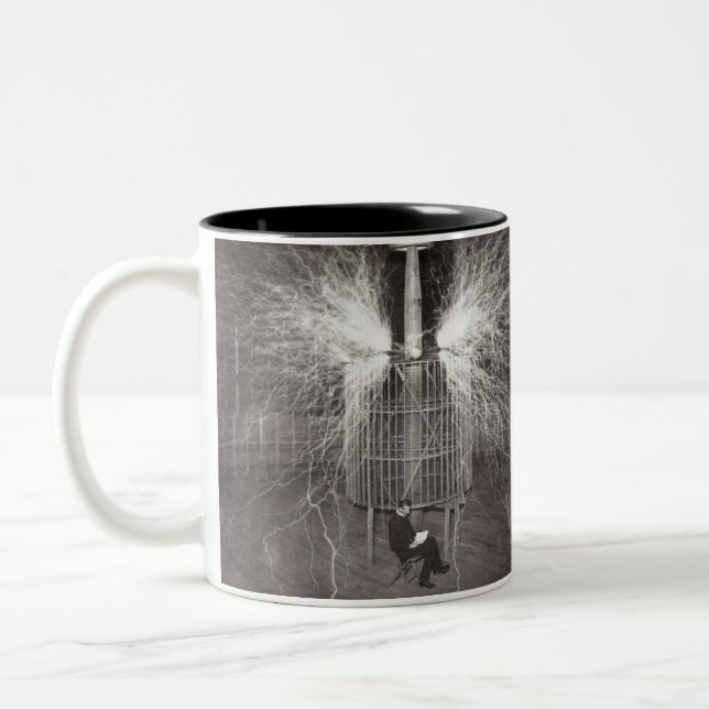3, 6, 9 Verschwörungen Nikola Tesla "die Ziege " Zweifarbige Tasse (Links)