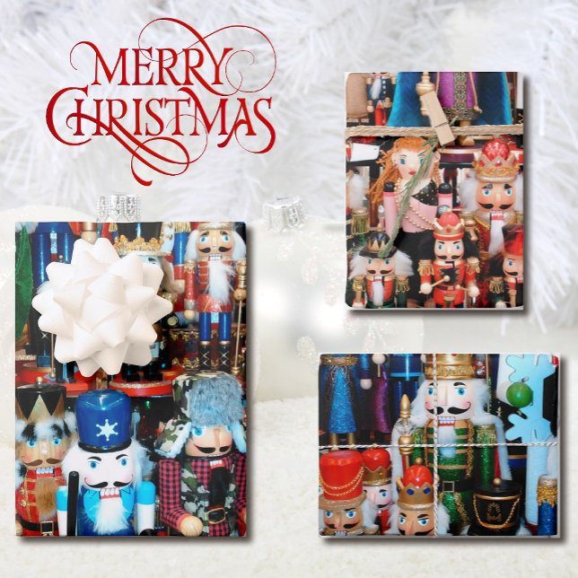 3 Christmas Nutcracker Wow farbenfrohe Nutcracker Geschenkpapier Set (Von Creator hochgeladen)