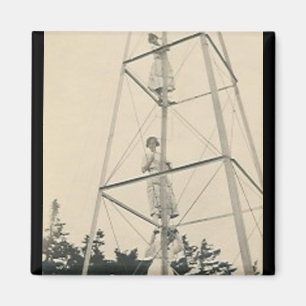 3 Damenkletterturm Magnet