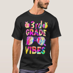 3. Klasse Vibes Tie Dye Sonnenbrille Zurück zur Sc T-Shirt