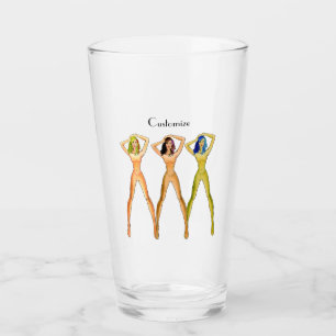 3 langbeinige Ladys Stehend Thunder_Cove Glas