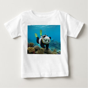 3D-Panda-Junges schwimmt unter Wasser am Riff Baby T-shirt