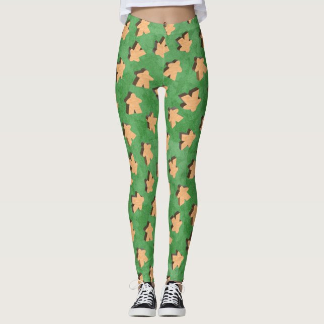 3D Wood Meeple Game Piece on Green Leggings (Vorderseite)