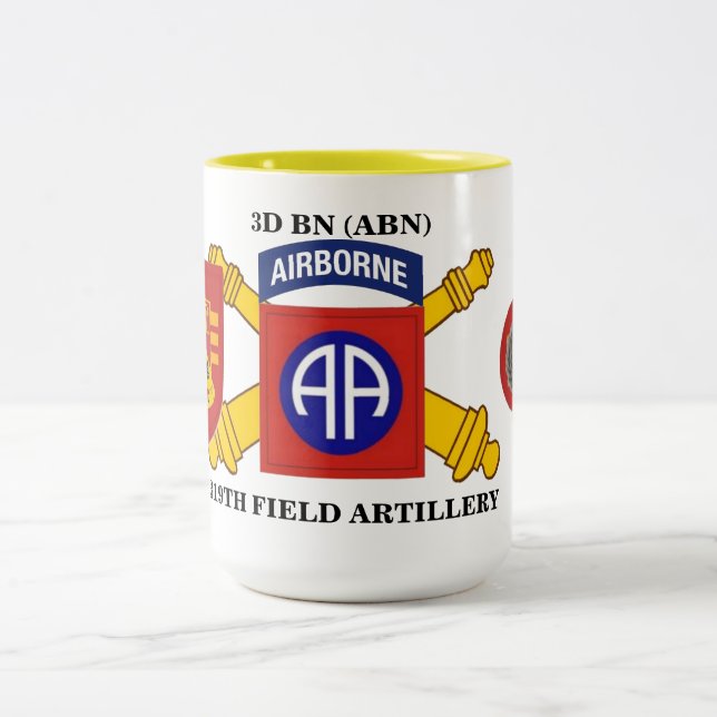3E BATAILLE 319E CHAMP ARTILLERIE MUG (Centre)
