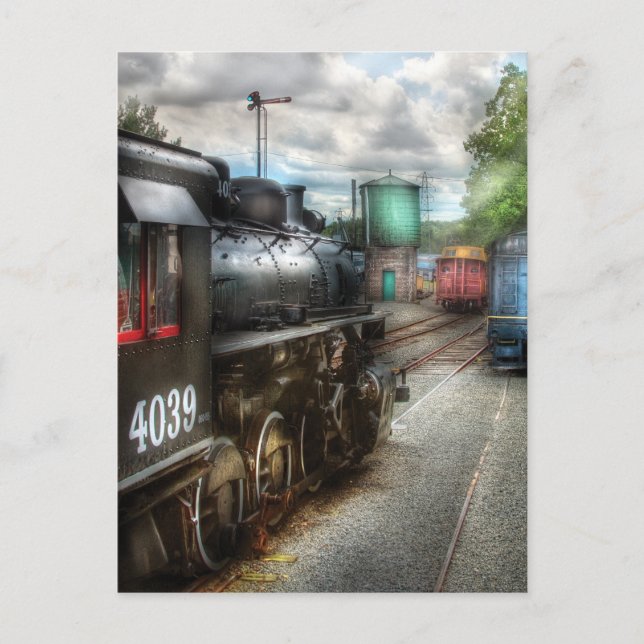 4039 - Im Bahnhof Postkarte (Vorderseite)