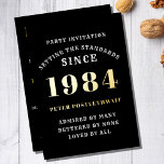 40. Geburtstag 1984 Schwarzes Gold Personalisiert  Folieneinladung<br><div class="desc">Eleganter Schwarz und Gold Foil 40. Geburtstag Einladung - kreieren Sie Ihr eigenes Personalisiertes Design. Die Bühne für eine bemerkenswerte Feier zu setzen beginnt mit der vollkommenen Einladung. Die elegante Schwarz-Gold-Einladung zum 40. Geburtstag ist die perfekte Wahl für dieses Meilenstein-Event. Schwarz gebadet für eine Touch von Eleganz und goldverziert für...</div>