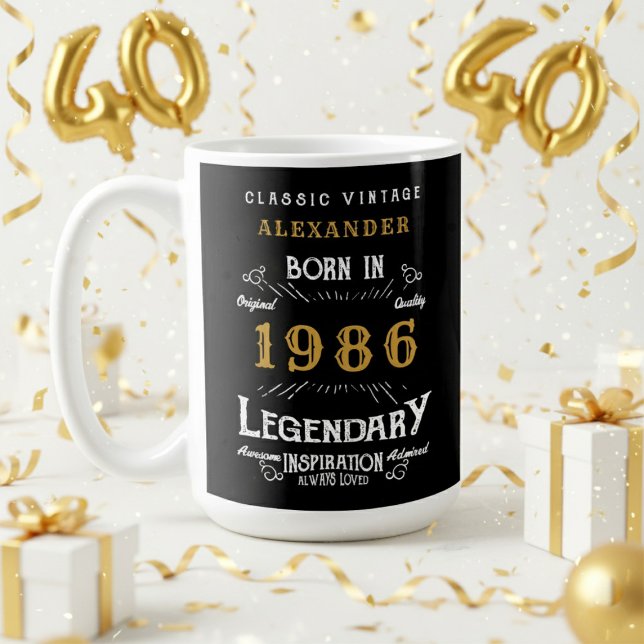 40. Geburtstag 1986 Legendärer Retro Kaffeetasse (1986 coffee mug with a white and gold background)