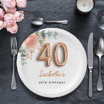 40. Geburtstag Blütengold-Rose Eukalyptus Monogram Pappteller<br><div class="desc">Für ein elegantes und feminines 40. Geburtstagsfest.. Party. Ein schick weißer Hintergrund. Dekoriert mit einer Rose Gold und rot rosa Rose Blume, florale, grüne Eukalyptus Blätter, Sprigs, Grün und Imitat Goldsprigs. Personalisieren und einen Namen. Schwarze und goldene Buchstaben. Der Name ist mit einem modernen handgeschriebenen Stilskript geschrieben. Nummer 40 ist...</div>