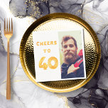40. Geburtstag Party Foto Goldballons jubeln Serviette<br><div class="desc">Eine Serviette für ein 40. Party. Vorlage für Ihr Foto. Weißer Hintergrund und der Text: Bis 40. Der Text ist mit einem modischen Imitat goldenen Ballon-Skript geschrieben.</div>