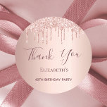40. Geburtstag Rose Goldrot Glitzer Vielen Dank Runder Aufkleber<br><div class="desc">Ein Aufkleber für ein mädchenhaftes und glamouröses 40. Geburtstags-Party. Ein Imitat Rose gold metallische Hintergrund mit einem eleganten Imitat Rose Gold und rosa Glitzer Tropfen, Farbe Tropfen aussehen. Der Text: Vielen Dank ist in dunklem Rose Gold geschrieben mit einem großen modernen handgeschriebenen Stil Skript. Tempate für einen Namen und Alter...</div>