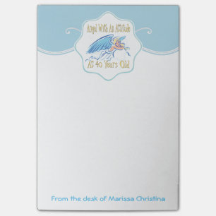 40. Geburtstags-Engel mit einer Haltung Post-it Klebezettel