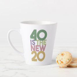 40 ist der neue Essential-Kaffee von 20 bis 40 Geb Milchtasse