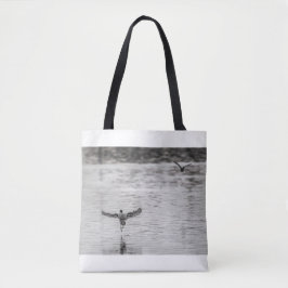 4297-Kormorant Abfahrt aus dem Teich Tasche
