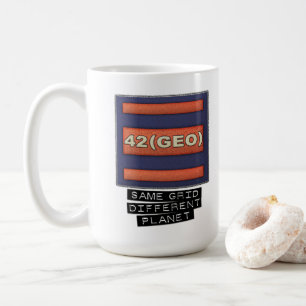 42 (GEO) tasse en céramique.
